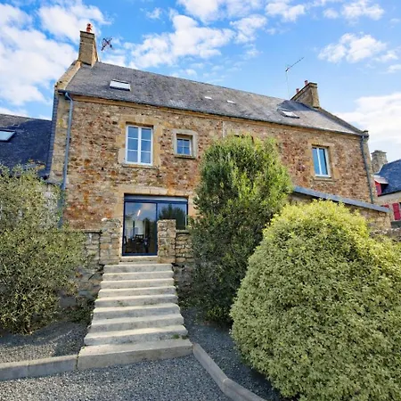 Grande Maison De Famille Au Cœur Du Cotentin Montsenelle
