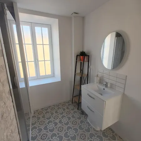 Grande Maison De Famille Au Coeur Du Cotentin