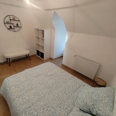 Hébergement de vacances Grande Maison De Famille Au Cœur Du Cotentin Montsenelle