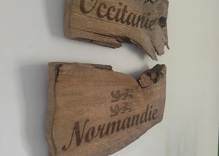 Grande Maison De Famille Au Coeur Du Cotentin * Montsenelle